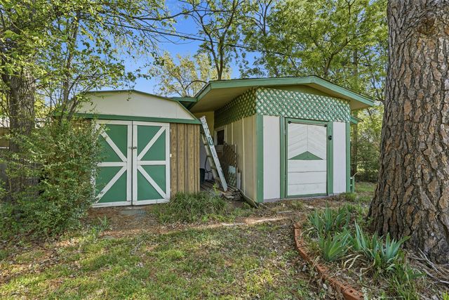 624 NW Barbara Lane, Burleson, TX 76028