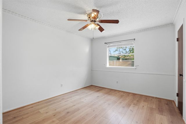 624 NW Barbara Lane, Burleson, TX 76028