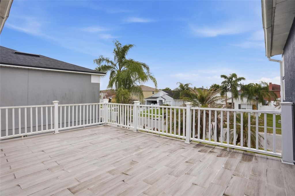 Image 20 of property listing at 1161 KEMPTON CHASE PARKWAY, Orlando, FL 32837