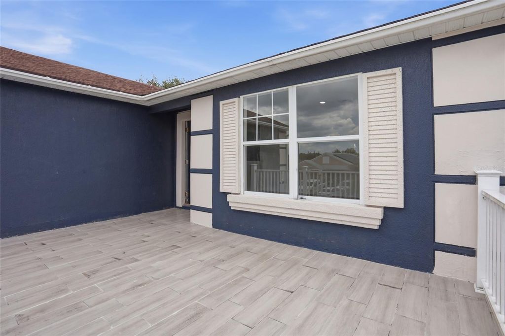 Image 41 of property listing at 1161 KEMPTON CHASE PARKWAY, Orlando, FL 32837