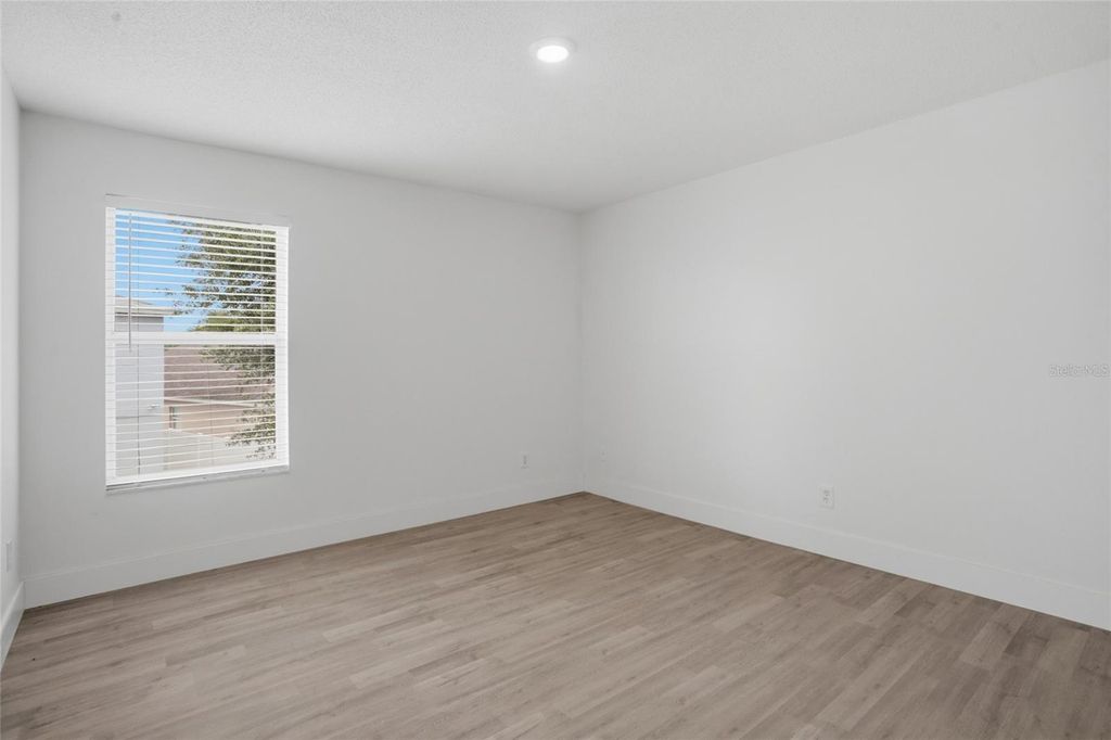 Image 44 of property listing at 1161 KEMPTON CHASE PARKWAY, Orlando, FL 32837