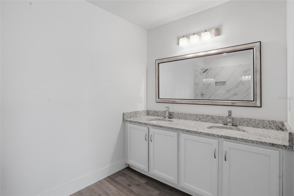 Image 49 of property listing at 1161 KEMPTON CHASE PARKWAY, Orlando, FL 32837