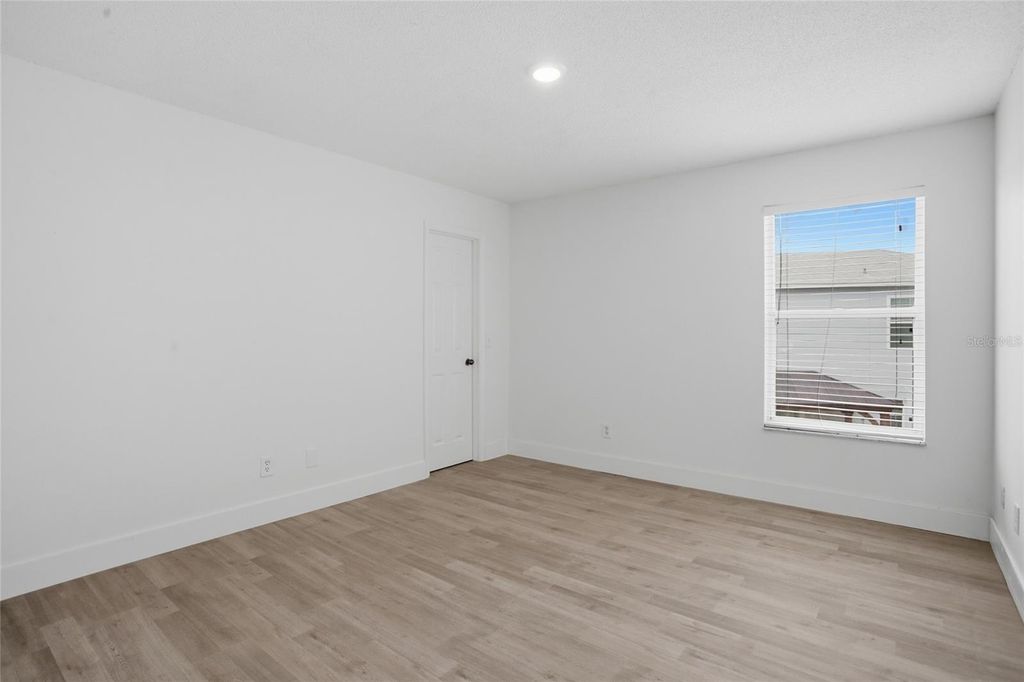 Image 53 of property listing at 1161 KEMPTON CHASE PARKWAY, Orlando, FL 32837