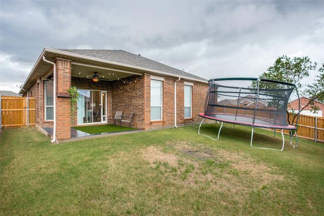 12852 Old Macgregor Lane, Fort Worth, TX 76244