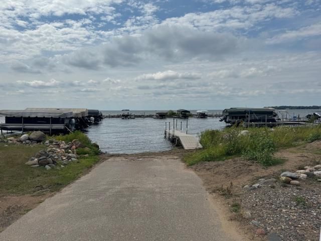 4328 460th Street 30, Isle, MN 56342