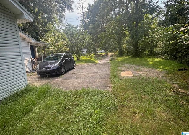 2124 MORGAN ROAD, Bessemer, AL 35022