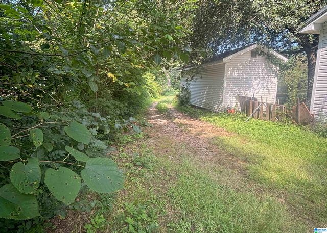 2124 MORGAN ROAD, Bessemer, AL 35022