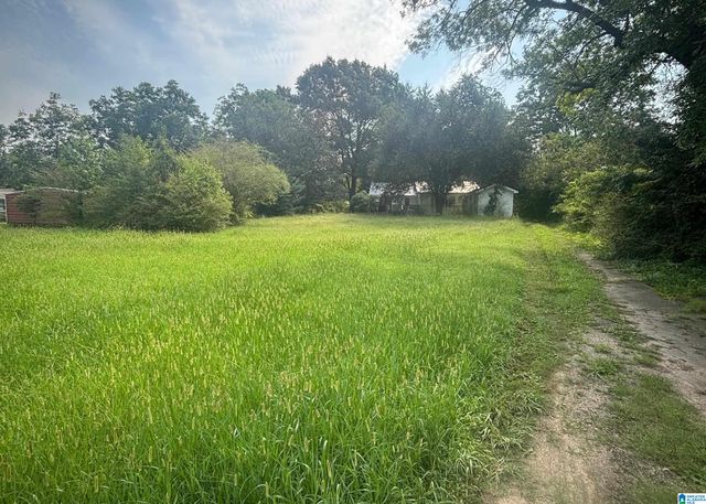 2124 MORGAN ROAD, Bessemer, AL 35022