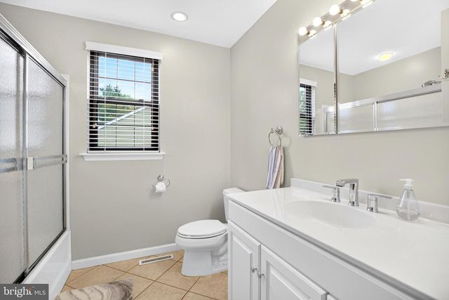 709 KINGS CROFT, Cherry Hill, NJ 08034