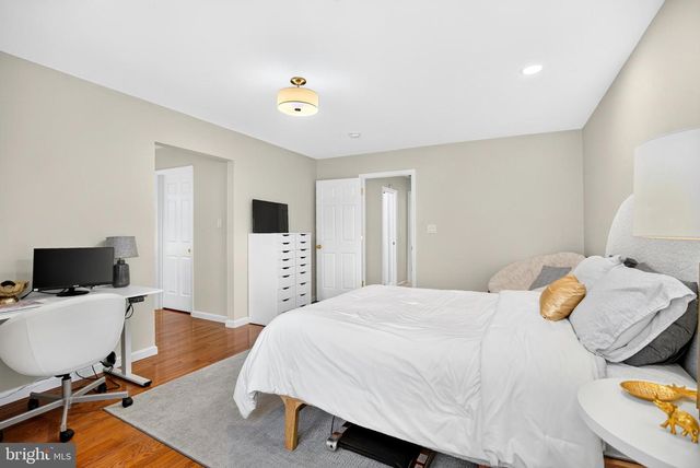 709 KINGS CROFT, Cherry Hill, NJ 08034