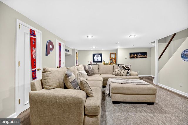 709 KINGS CROFT, Cherry Hill, NJ 08034