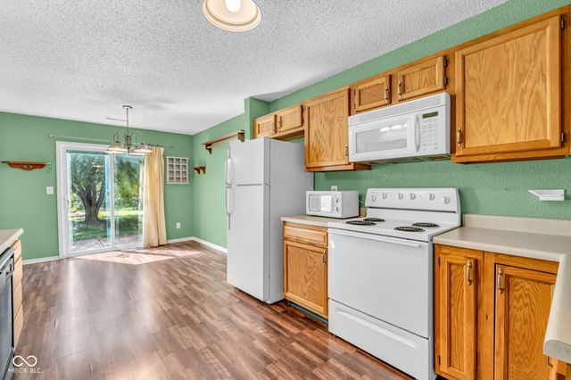 5462 Montavia Circle, Indianapolis, IN 46239