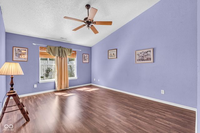 5462 Montavia Circle, Indianapolis, IN 46239