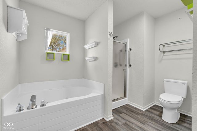 5462 Montavia Circle, Indianapolis, IN 46239