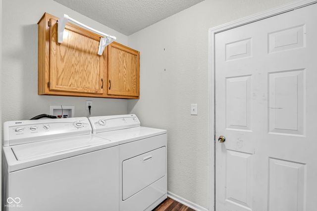 5462 Montavia Circle, Indianapolis, IN 46239