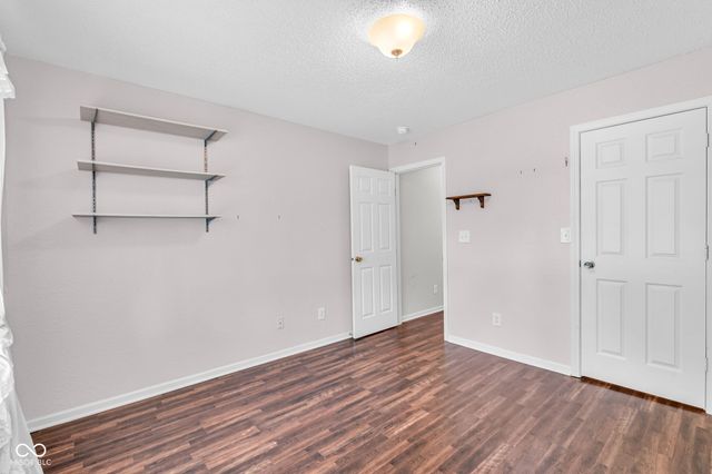 5462 Montavia Circle, Indianapolis, IN 46239