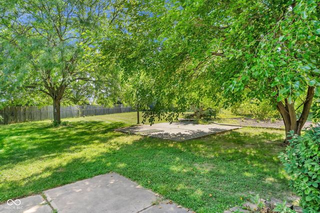 5462 Montavia Circle, Indianapolis, IN 46239