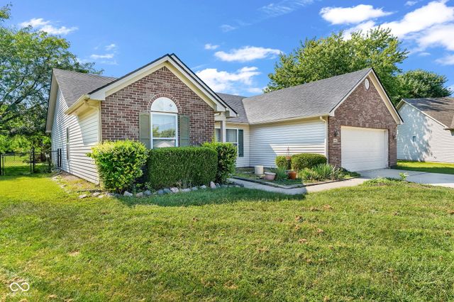 5462 Montavia Circle, Indianapolis, IN 46239
