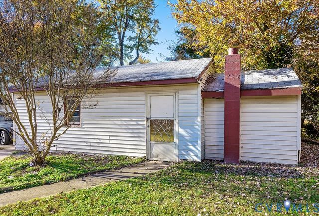 24 S Grove Ave, Highland Springs, VA 23075