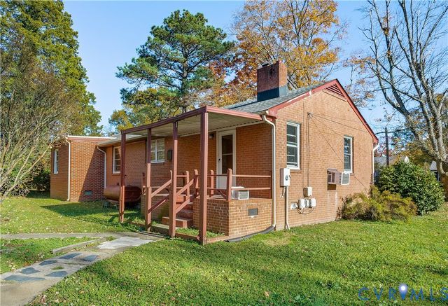 24 S Grove Ave, Highland Springs, VA 23075