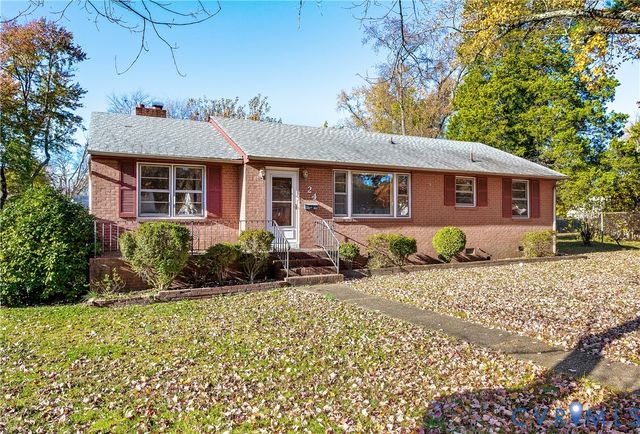 24 S Grove Ave, Highland Springs, VA 23075
