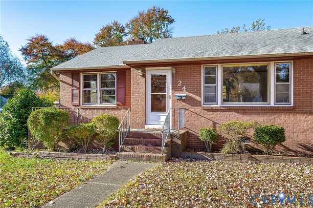 24 S Grove Ave, Highland Springs, VA 23075