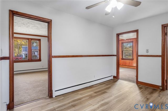 24 S Grove Ave, Highland Springs, VA 23075