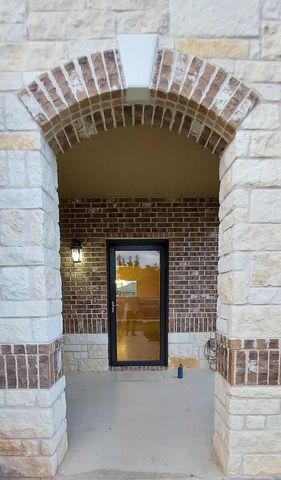 455 Gina DR, Kyle, TX 78640