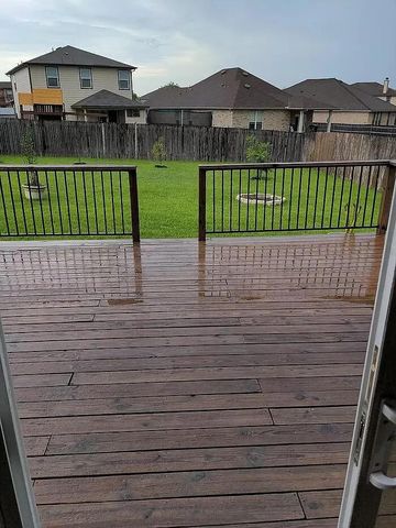 455 Gina DR, Kyle, TX 78640