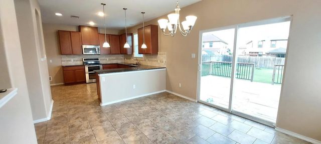 455 Gina DR, Kyle, TX 78640