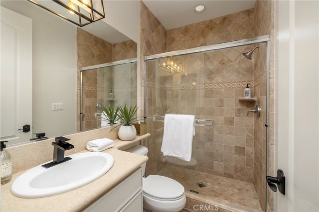 46 Woods Trail, Irvine, CA 92603