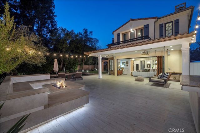 46 Woods Trail, Irvine, CA 92603