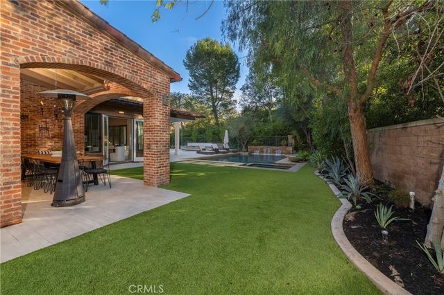 46 Woods Trail, Irvine, CA 92603