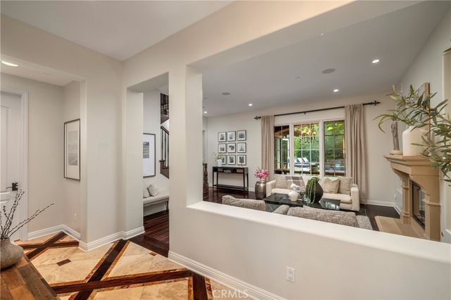 46 Woods Trail, Irvine, CA 92603