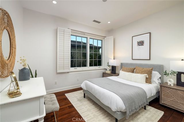 46 Woods Trail, Irvine, CA 92603