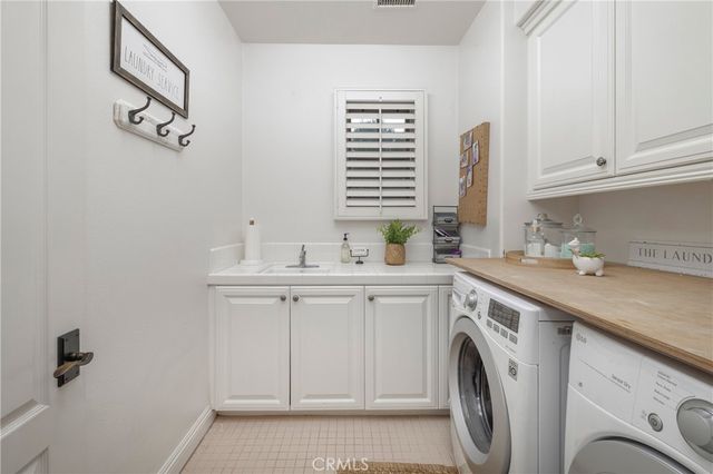 46 Woods Trail, Irvine, CA 92603