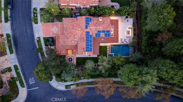 46 Woods Trail, Irvine, CA 92603