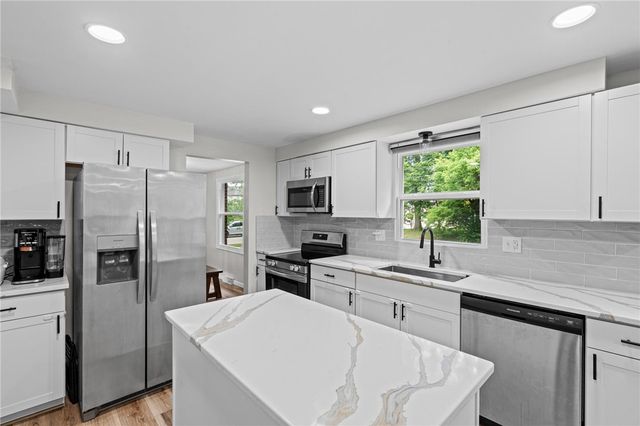 4460 Meadowsweet Drive, Dayton, OH 45424