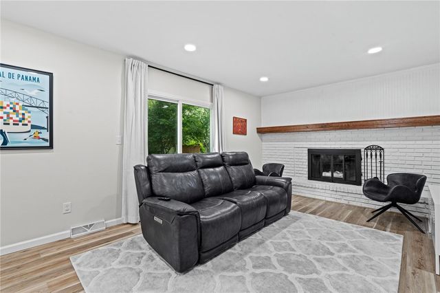 4460 Meadowsweet Drive, Dayton, OH 45424