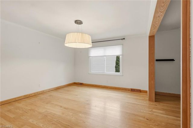 905 Northshore Court, High Point, NC 27265