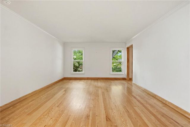 905 Northshore Court, High Point, NC 27265