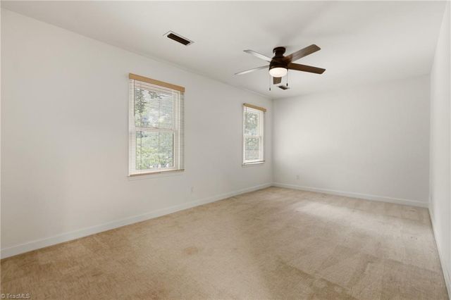 905 Northshore Court, High Point, NC 27265