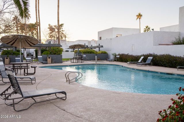 8588 E INDIAN SCHOOL Road D, Scottsdale, AZ 85251
