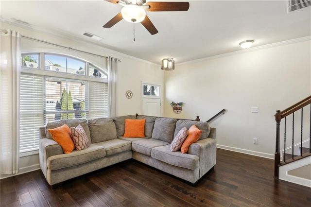 7395 Glisten Avenue, Atlanta, GA 30328