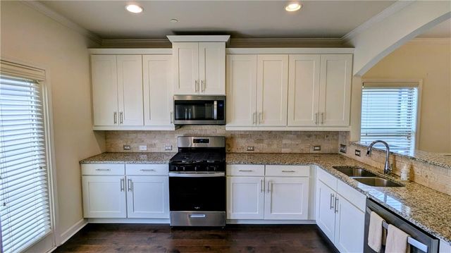 7395 Glisten Avenue, Atlanta, GA 30328