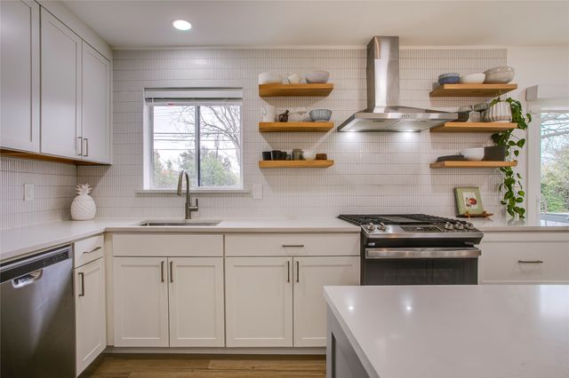 9635 Talina Drive, Dallas, TX 75228