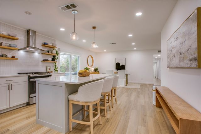 9635 Talina Drive, Dallas, TX 75228