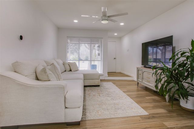 9635 Talina Drive, Dallas, TX 75228
