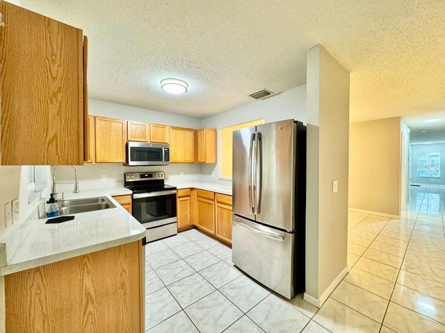 10823 BRICKSIDE COURT, Riverview, FL 33579