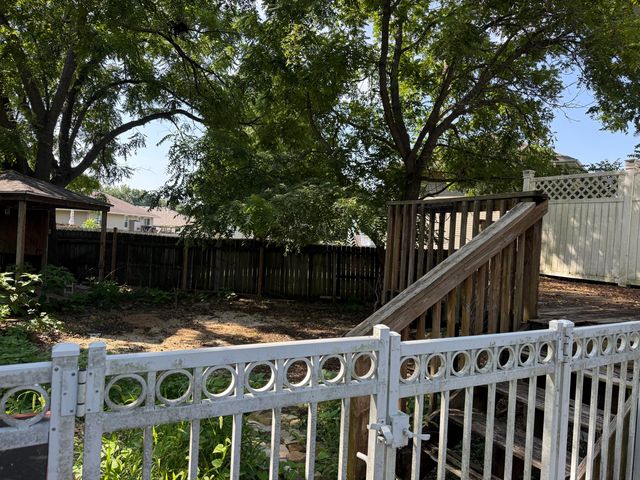 2955 W Knob Hill Street, Springfield, MO 65810